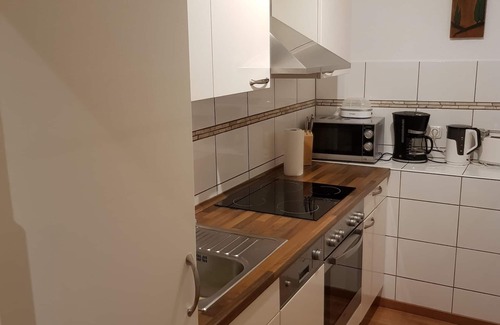 Ploen Apartment | Very central apartment/150m to the gr. Plöner See/Fewo 2/Boxspringb. 2x2,20m