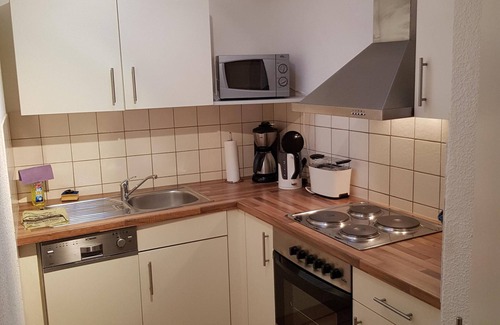 Ploen Apartment | Very central apartment/150m to gr. Plöner See/Fewo 5/Boxspringb. 2x2,10m