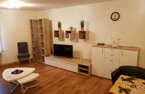 Ploen Apartment | Very central apartment/150m to gr. Plöner See/Fewo 5/Boxspringb. 2x2,10m