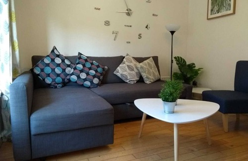 Belfast Central District Apartment | Very central downtown location/Parking