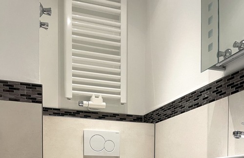 Innenstadt Apartment | Very central, spacious, bright studio apartment