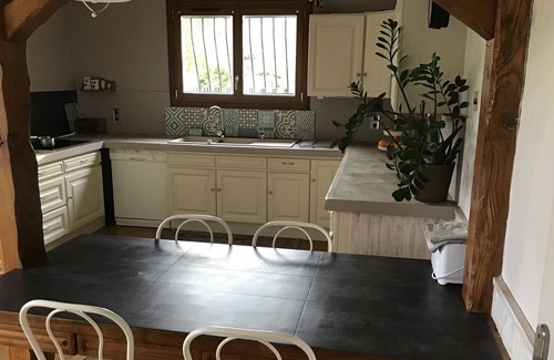 Saint-Medard-d'Eyrans House | Very close to Bordeaux, large Landes-style house