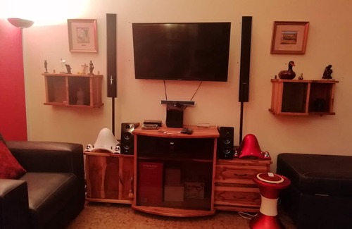 Lome Apartment | Very nice apartment with 2 bedrooms living room.
