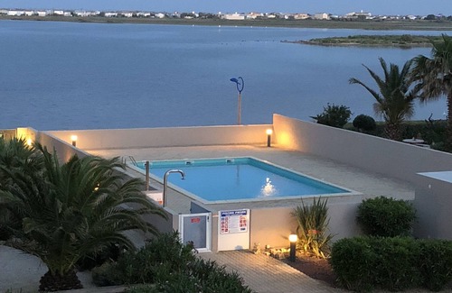 Gruissan Apartment | Very Nice Apartment Facing the Sea - 2 bedrooms - Wifi - CLIM-TV-LL-LV
