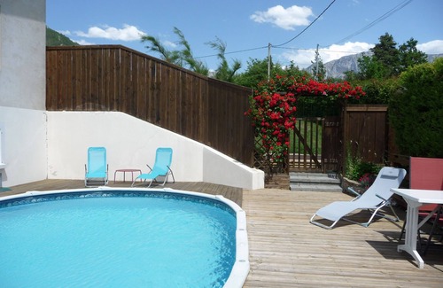 Die Apartment | Very nice cottage 40 m² equipped with swimming poo