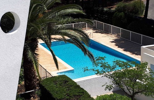 La Grande-Motte Apartment | Very nice studio - all comforts - private parking - pool access