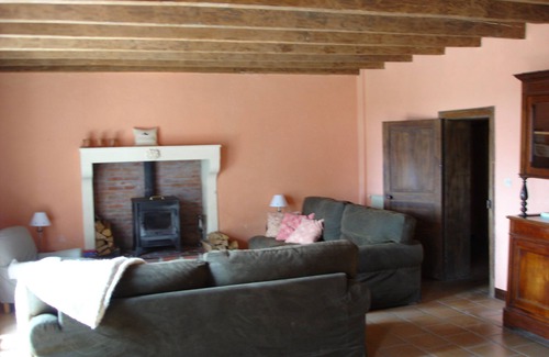 Vieux-Ruffec Other | Very private, 5 bedroomed, detached farmhouse with own pool, peaceful location.