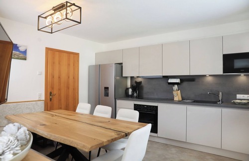 Abfaltersbach Apartment | Very spacious, high-quality vacation apartment