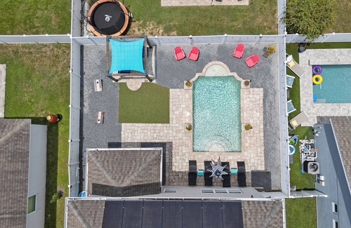 Port Tampa City House | Very Spacious+Pool+GLAM Room+MAN Cave