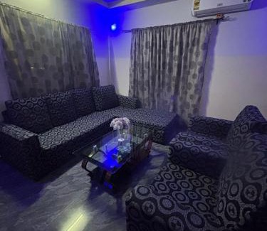 Lome Apartment | Vesty House