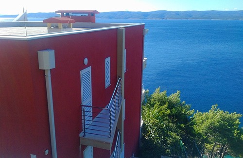 Marusici Condo | Villa Opera Luxury Villa direct above the Private Beach