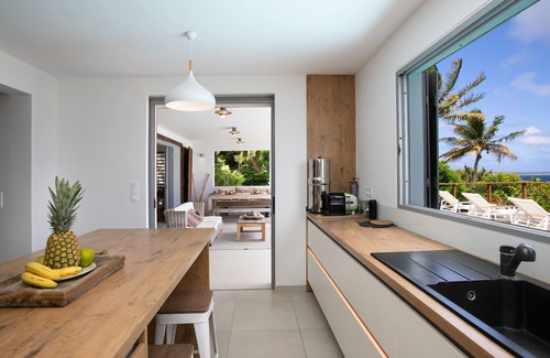 Cul de Sac Villa | Villa with breathtaking sea views and unique authentic charm!