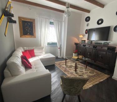Bienno House | Via Castello 17