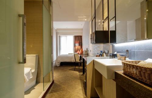 Zhongzheng Hotel | Via Hotel Taipei Station