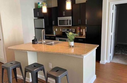 Northeast Dallas House | Vibrant 2-bedroom rental near SMU