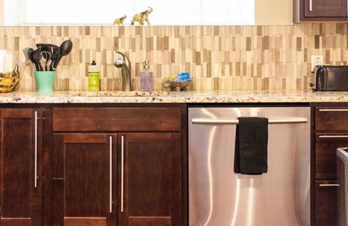 Central West End Apartment | Vibrant CWE Escape | Prime Location/ABODEbucks
