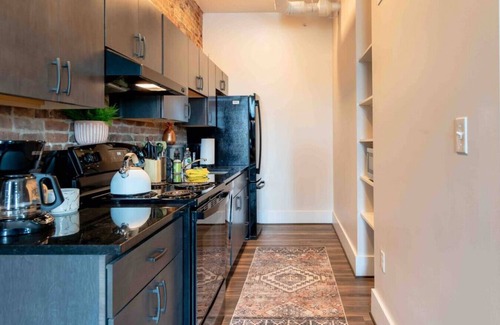 Ypsilanti Apartment | Vibrant Depot Town Loft