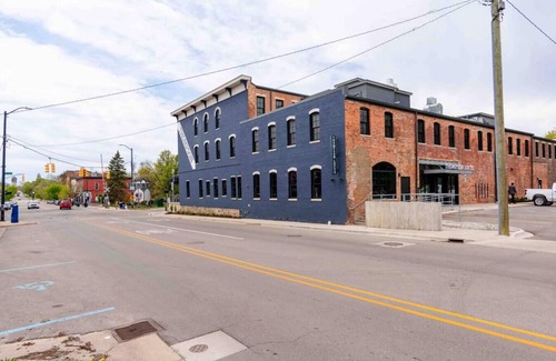 Ypsilanti Apartment | Vibrant Depot Town Loft