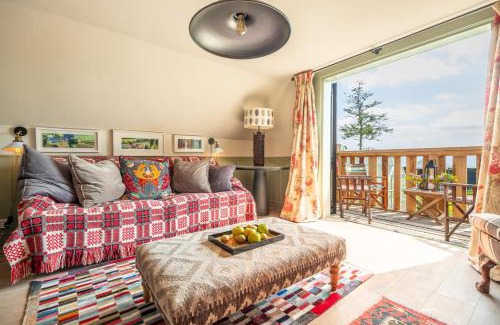 Stansfield House | Vibrant rural hideaway - Aspen Loft