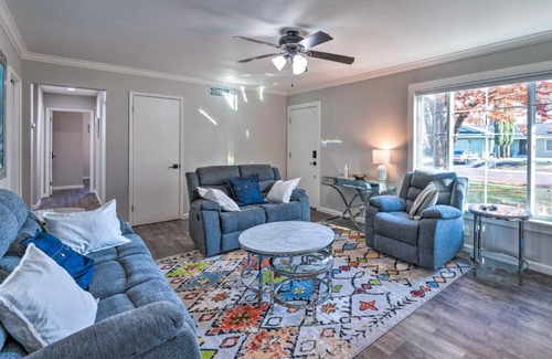 Southwestern Sacramento House | Vibrant Sacramento Home with Yard and Patio!