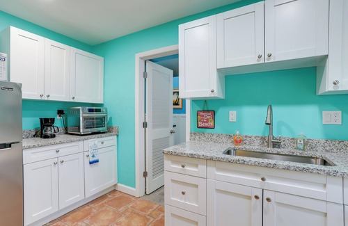 Bayview Apartment | Vibrant Studio in Gulfport’s Marina District!
