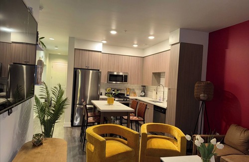 Atwater Village Apartment | Vibrant Unit in Griffith