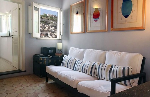 Modica House | Vico Muccio - historical house, finely restructured with a splendid view on the historical Baroque city of Modica