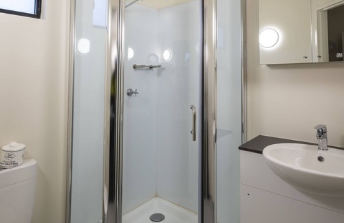 Katherine South Hotel | Victoria Accommodation Village