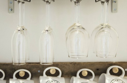 Roch Bed & Breakfast | Victoria Inn Brewhouse B&B