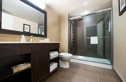 Brandon Hotel | Victoria Inn Hotel & Convention Centre Brandon