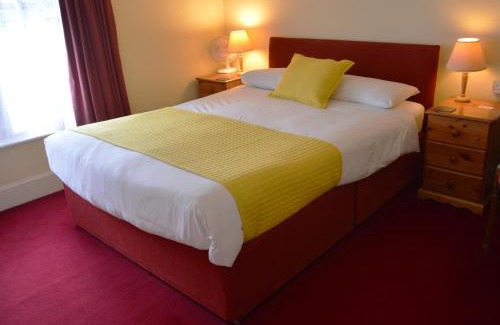 Salisbury House | Victoria Lodge Guest House