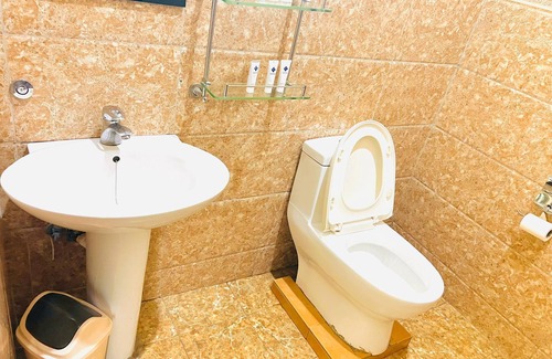 Entebbe Resort | Victoria Rock Resort Entebbe