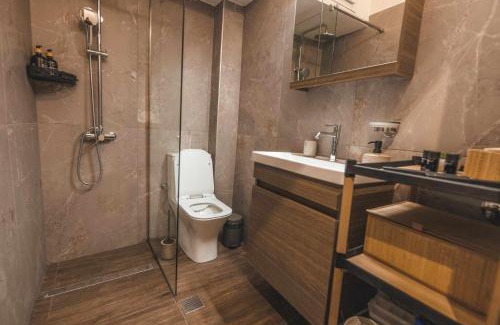 Kozani Apartment | Victoria's Aura I