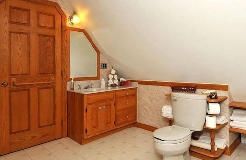 Clearfield Bed & Breakfast | Victorian Loft B & B