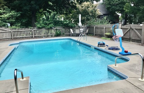 Cortland Apartment | Victorian upstairs 1-bedroom apartment in Cortland NY/with WiFi. In Ground pool