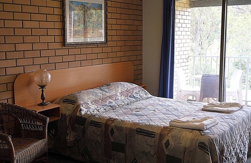 Victory Heights Hotel | Victory Hotel Motel Gympie