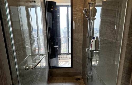 Pratunam Apartment | Victory Monument Luxury with Incredible Facilities