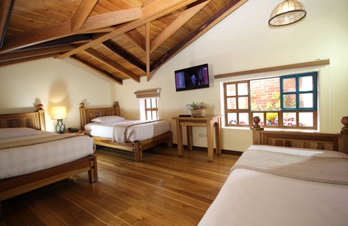 La Colon Hotel | Vieja Cuba Hotel