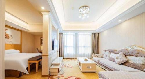 Xindu Hotel | Vienna Hotel Chengdu Xinfan Furniture City