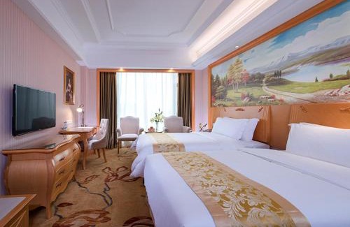 Maonan District Hotel | Vienna Hotel Guangdong Maoming Railway Station