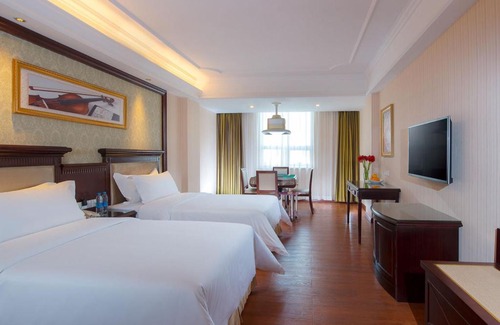 Huadu Hotel | Vienna Hotel Guangzhou Shiling