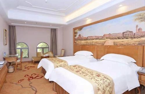 Longhu Qu Hotel | Vienna Hotel Shantou Longhu South Taishan Road
