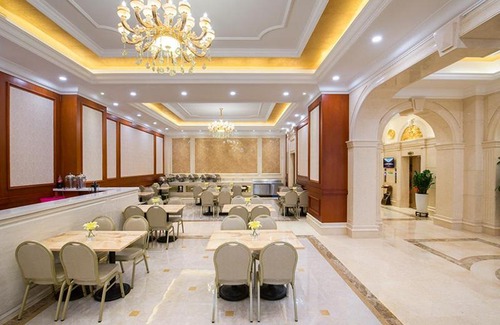 Buji Hotel | Vienna Hotel Shenzhen Bantian South Huancheng Road