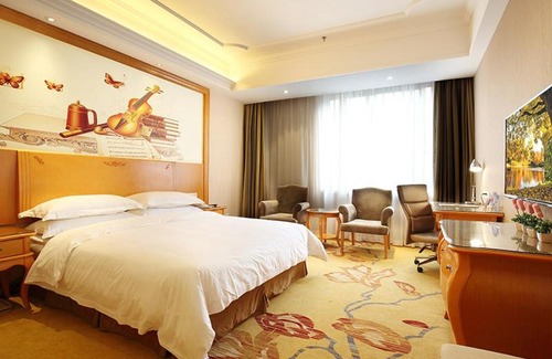Panyu Hotel | Vienna International Hotel Guangzhou Changlong Qifu Xincun