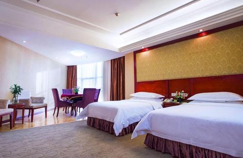 Songgang Hotel | Vienna International Hotel Shenzhen Songgang Wanzhao Square
