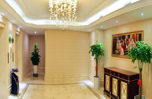 Meijiang District Hotel | Vienna International Hotel Meizhou Dingzi Bridge
