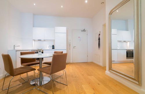 Sachsenhausen Apartment | Vienna Residence Frankfurt, Schweizer Platz #6084