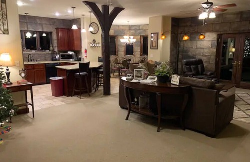 Nauvoo Ski Chalet | View Nauvoo and the Mighty Mississippi/Sidon