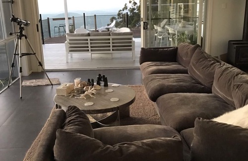 Wongawallan House | Views from Stradbroke to Tweed Heads