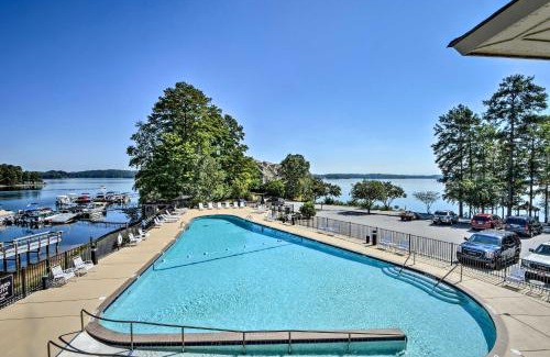 Salem Apartment | Views, Pools and Marina Lake Keowee Condo!